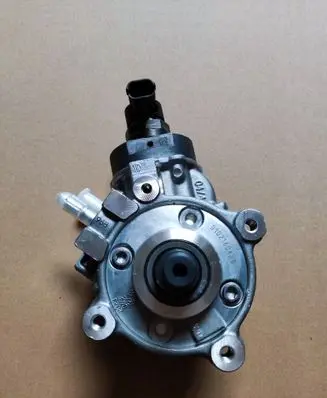 Opel Astra L Fuel injection high pressure pump 0445010761