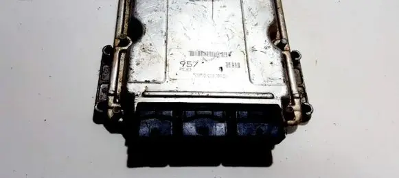 Volvo S40, V40 Engine control unit/module 0281010441 11540206