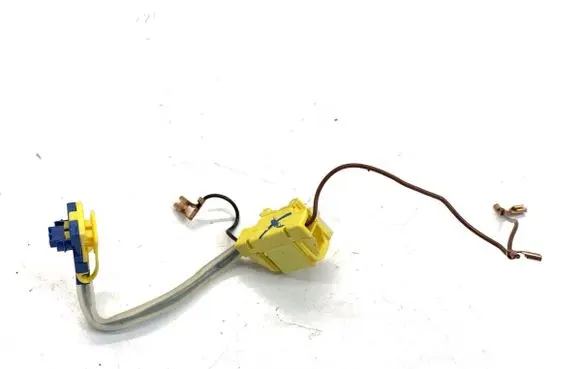 Volkswagen Touran I Airbag squib ring wiring 667690864