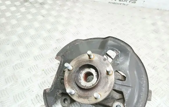 Mazda CX-3 Front wheel hub spindle knuckle