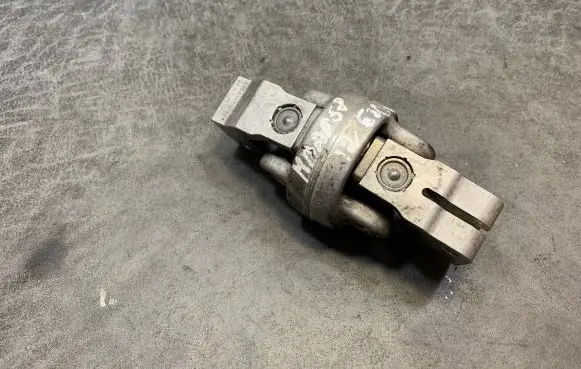 BMW Z4 E89 Steering column universal joint 679918201