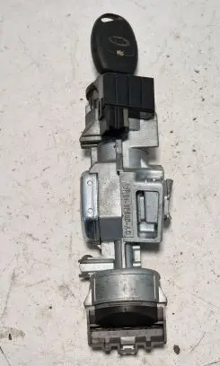 Ford Focus Ignition lock 3M513F880AC