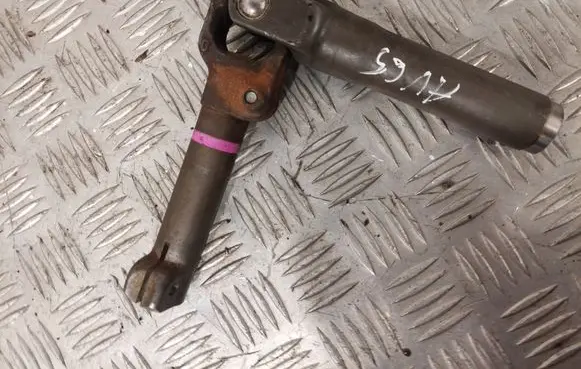Toyota Avensis T270 Steering column universal joint 4526005130