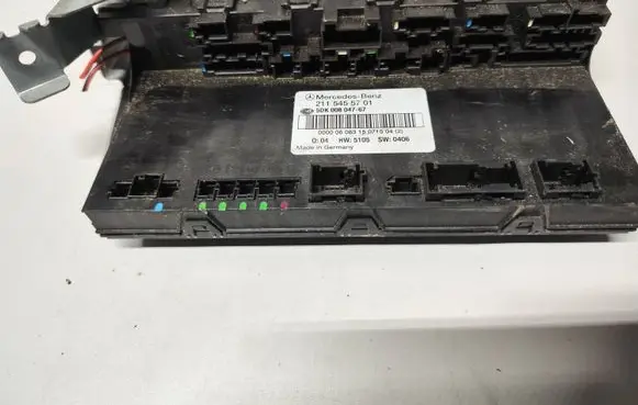 Mercedes-Benz E W211 Comfort/convenience module 5DK00804767 2115455701