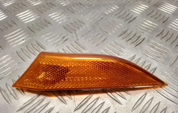 Porsche 911 991 Front fender indicator light 99163115702