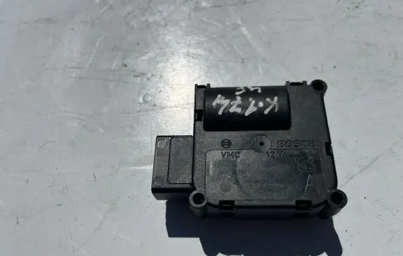 Audi A6 S6 C6 4F Air flap motor/actuator 4F0820511A
