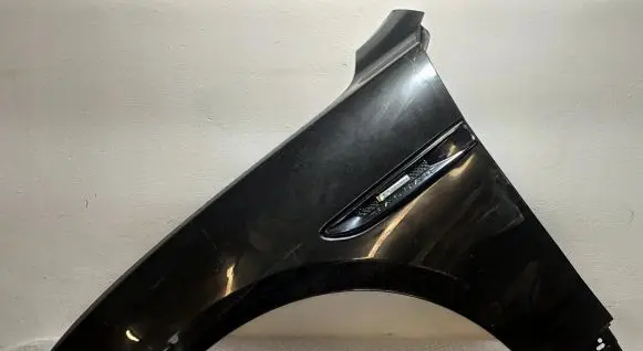 Jaguar F-Pace Fender HK83-16A183