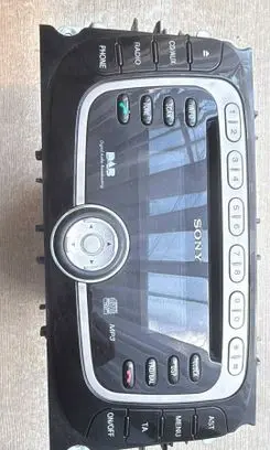 Ford Mondeo MK IV Radio/GPS head unit trim V002284