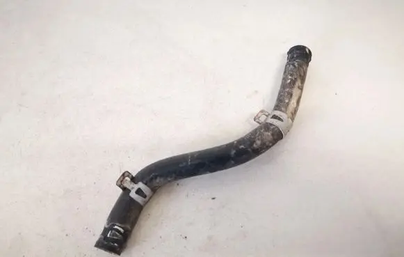 Toyota RAV 4 (XA30) Engine coolant pipe/hose