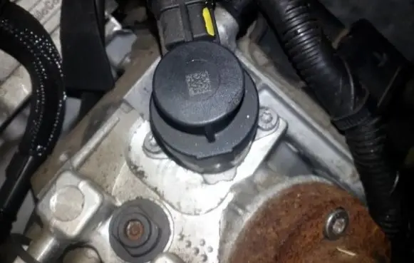 Fuel pressure sensor