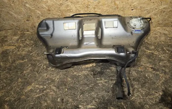 Jaguar XK - XKR Fuel tank 8W839K007AE 8W839A309AD