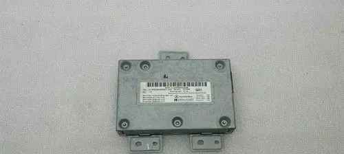 Mercedes-Benz C W204 HiFi Audio sound control unit A2048708626