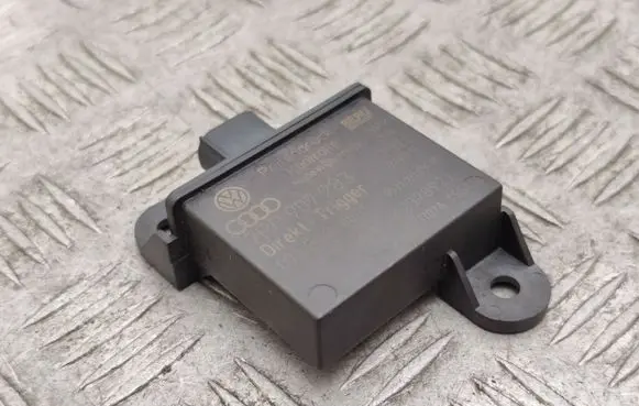 Porsche Panamera (970) Tire pressure control unit 7PP907283