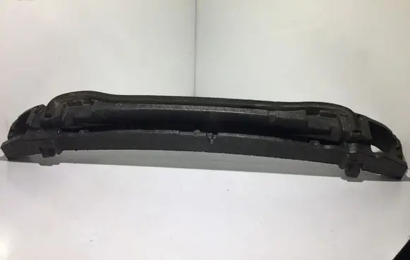 Front bumper foam support bar