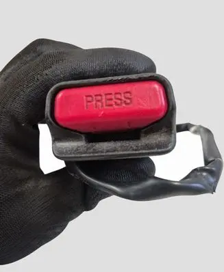 Mazda 6 Front seatbelt buckle