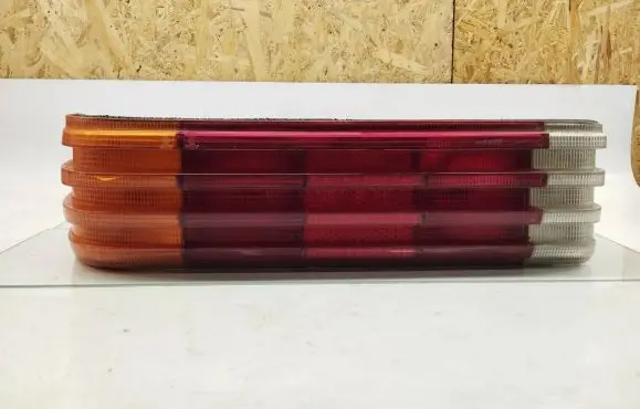 Mercedes-Benz S W116 Rear/tail lights 1168203764 1168203564 1168202566