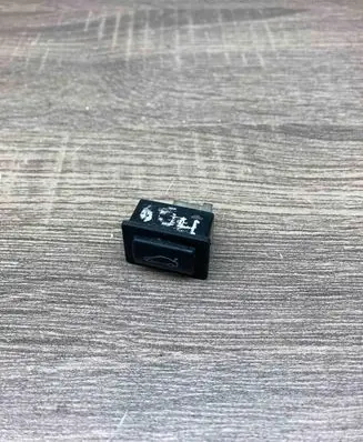 BMW 7 F01 F02 F03 F04 Tailgate opening switch 9200316