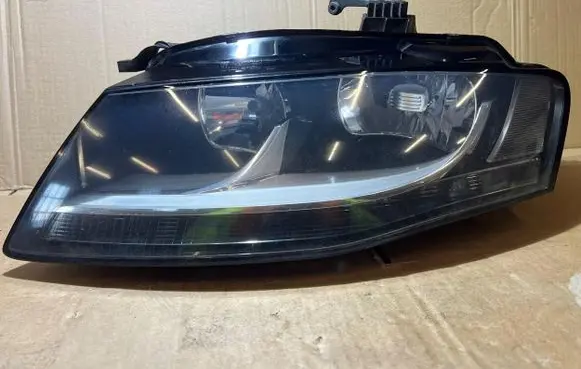 Audi A4 S4 B8 8K Headlight/headlamp