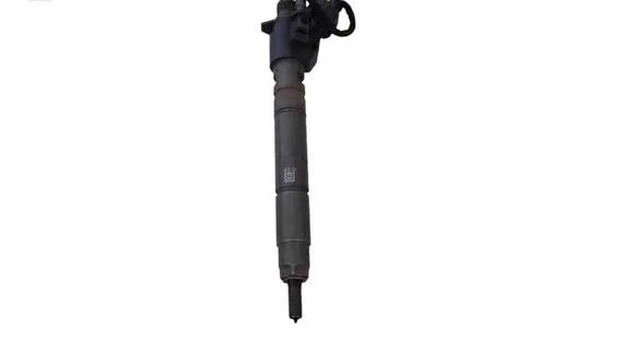 Volvo XC70 Fuel injector 31272767