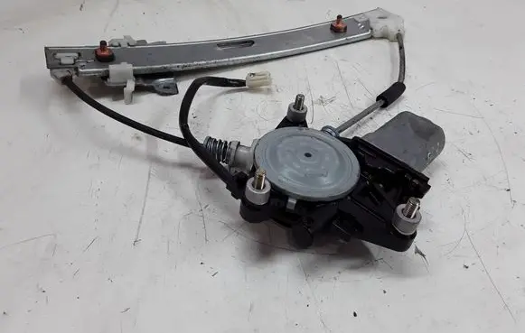 Ford Maverick Rear door window regulator with motor CM010660A