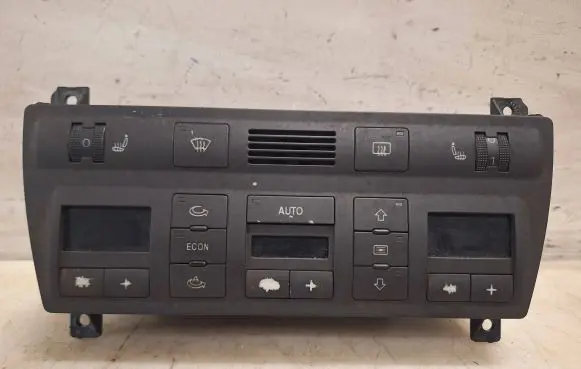 Audi A6 S6 C5 4B Climate control unit