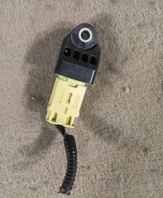 Toyota Prius (XW30) Airbag deployment crash/impact sensor 89831-28020