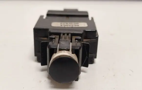 Volvo V70 Brake pedal sensor switch 8622064 05W073