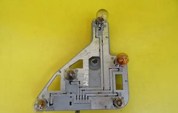 Mercedes-Benz C W203 Tail light bulb cover holder