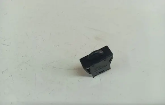 KIA Ceed Other switches/knobs/shifts 9351021000
