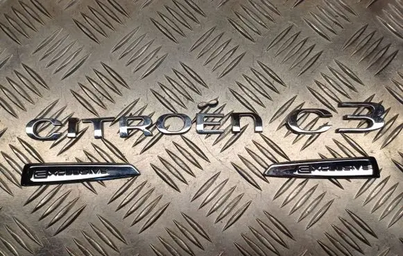 Citroen C3 Manufacturers badge/model letters 9671516080 9671516180