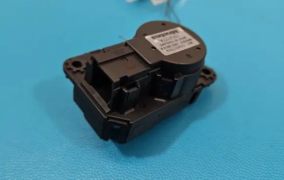 Mitsubishi Eclipse Cross A/C air flow flap actuator/motor 1312177A IMPRK1580487