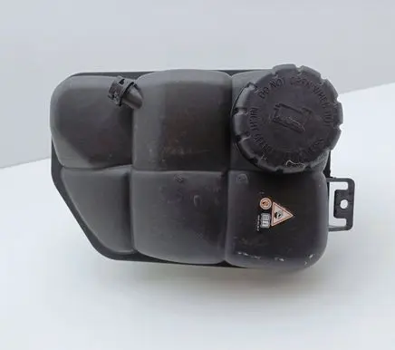 Mercedes-Benz E W211 Coolant expansion tank/reservoir 2115000049