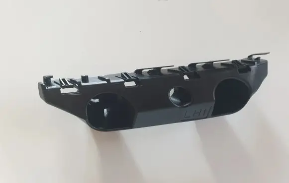 Nissan Pulsar Front bumper mounting bracket 622253ZL0A