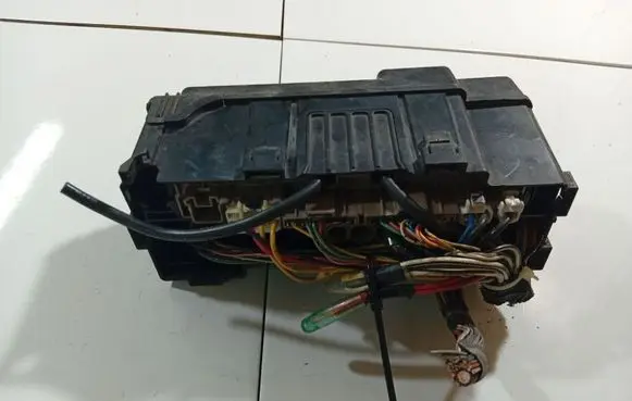 Fuse box set