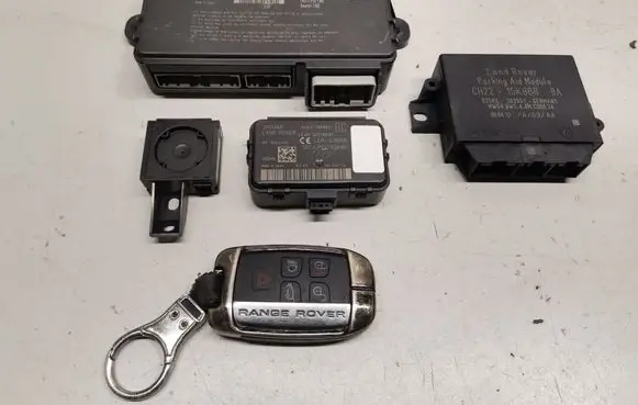 Land Rover Range Rover Sport L320 Engine ECU kit and lock set AH4215K602BC CH2215K866BA DPLA19H440BB