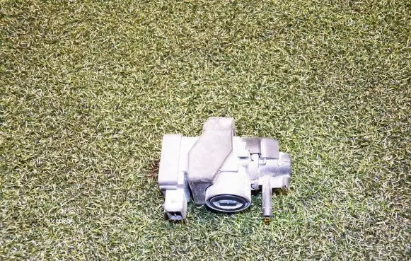 Opel Movano B Turbo solenoid valve 149566215R
