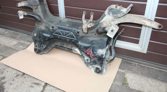 Citroen Berlingo Front axle beam 084243 31102011
