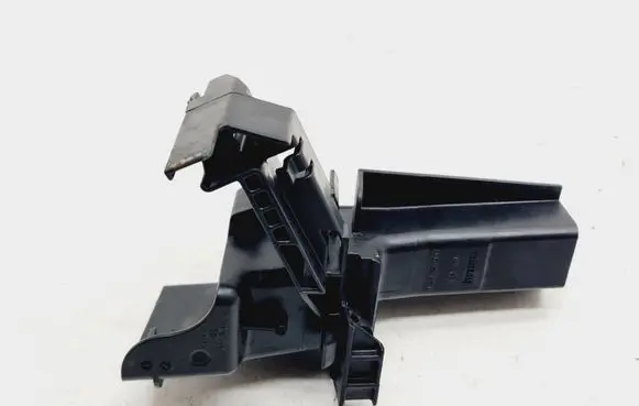 Mercedes-Benz B W246 W242 Front door exterior handle/bracket 2467230314