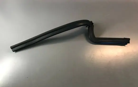 BMW X3 E83 Engine compartment rubber 3400364 51713400364