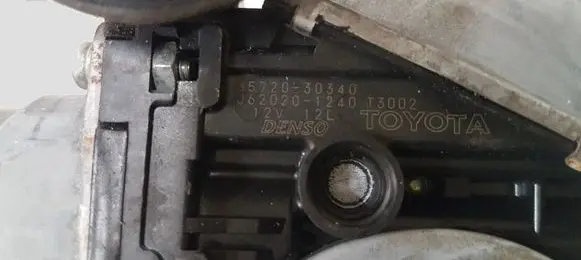 Toyota Prius (XW30) Front door window regulator with motor 8572030340 0620201240