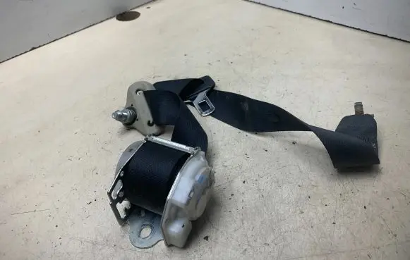 Nissan Tiida C11 Rear seatbelt 27656 E06LX