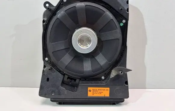 BMW 1 F20 F21 Subwoofer speaker 9232125