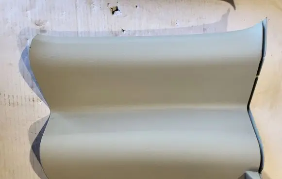 (D)pillar trim (top)