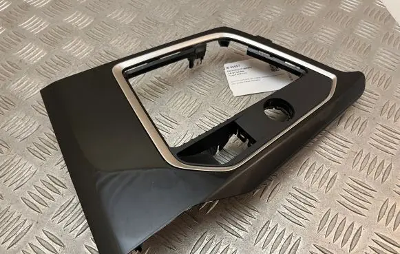 Peugeot 5008 II Center console decorative trim 9814866577