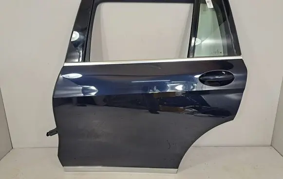 Rear door