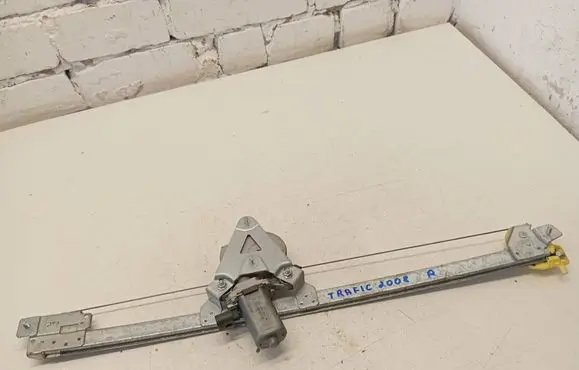 Renault Trafic II (X83) Front door window regulator with motor 37103001 11050701