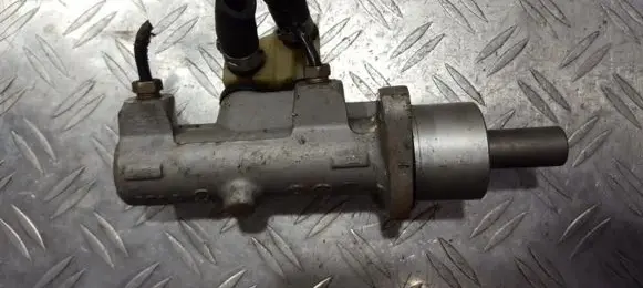 Renault Scenic I Master brake cylinder