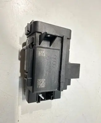 Audi A4 S4 B8 8K Ignition lock 8K0909131
