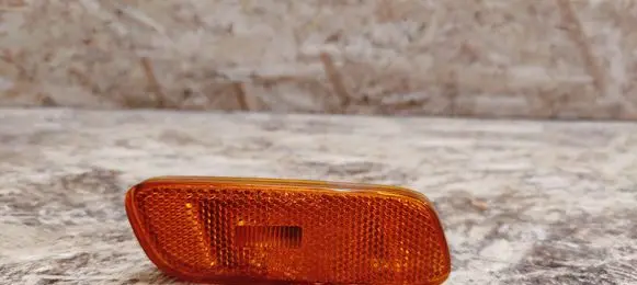 Lexus SC 300 - 400 Front bumper turn signal 