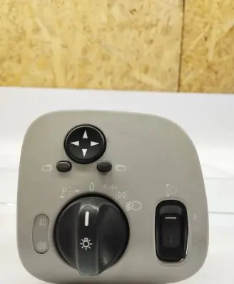 Mercedes-Benz C W203 Light switch A2035450604